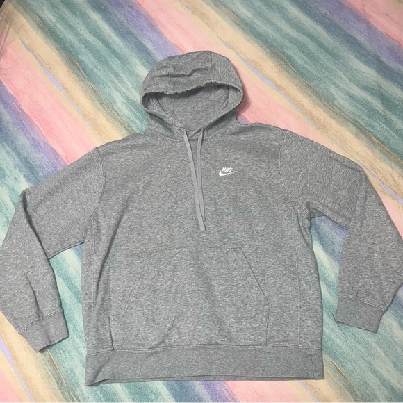 Nike Tech Light Heather Grey Fleece size M Pullover Athletic Wear Sweatshirt - Picture 2 of 6
